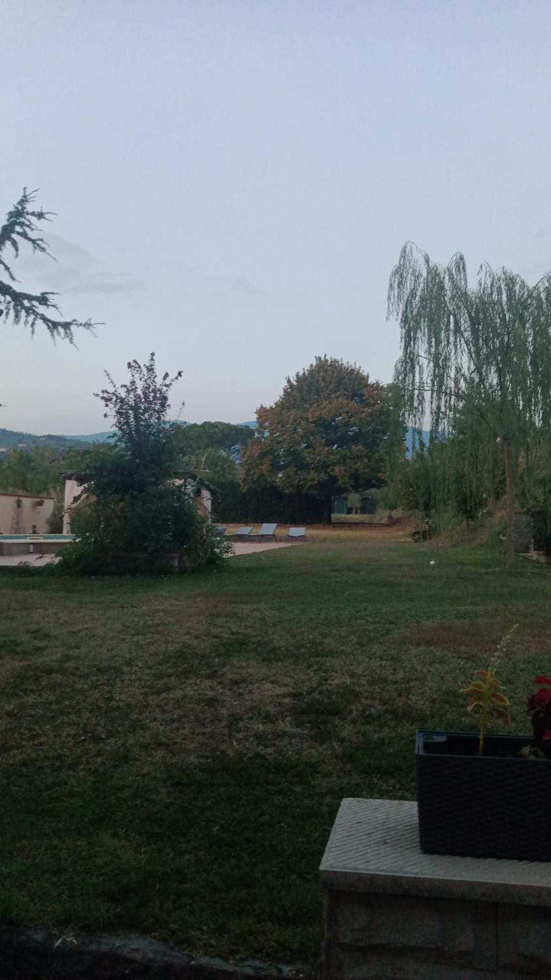 Il Paradiso Segreto Pistoia Esterno foto